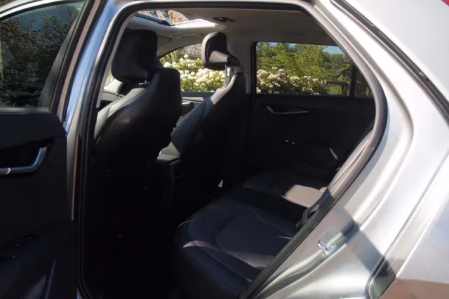 Kia Niro EV (2023) thumbnail 34