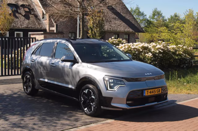 Kia Niro EV (2023) thumbnail 6