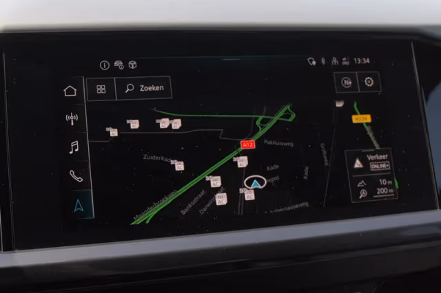 Audi Q4 e-tron (2021) thumbnail 23