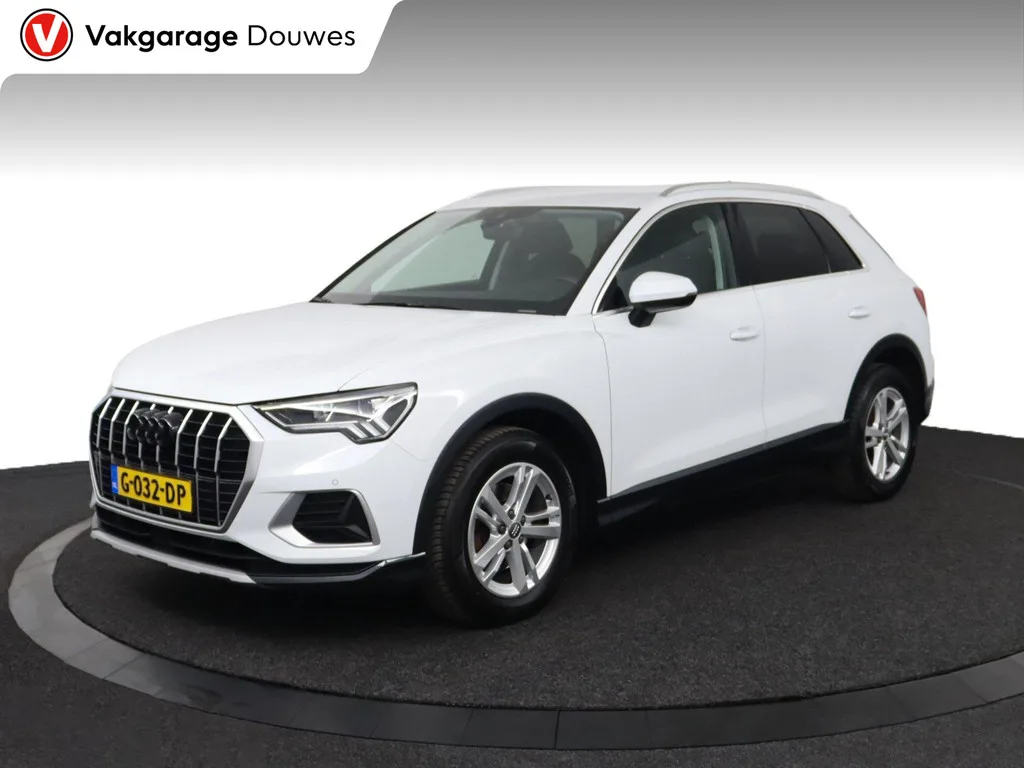 Audi Q3 (2018) — foto 1
