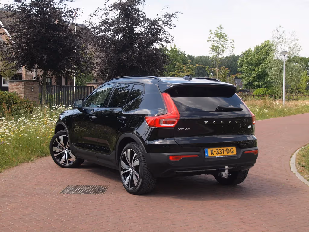 Volvo XC40 (2020) — foto 1
