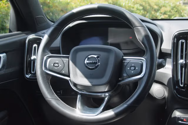 Volvo XC40 (2020) thumbnail 13