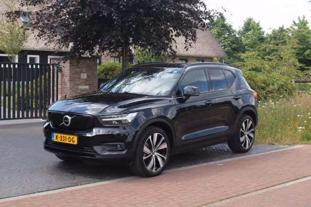 Volvo XC40 (2020) thumbnail 5