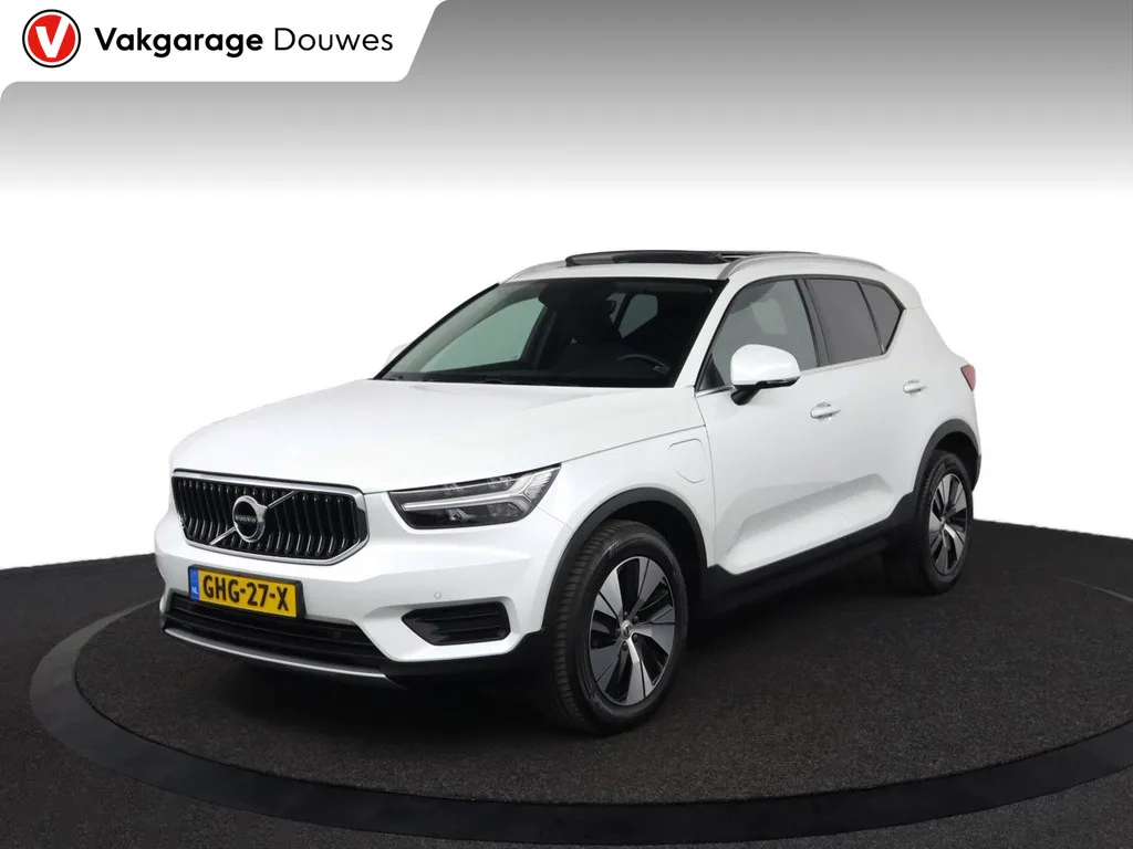 Volvo XC40 (2021) — foto 1