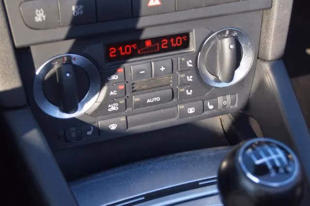 Audi A3 (2008) thumbnail 23