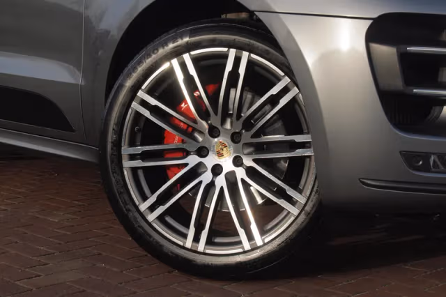 Porsche Macan (2014) thumbnail 11