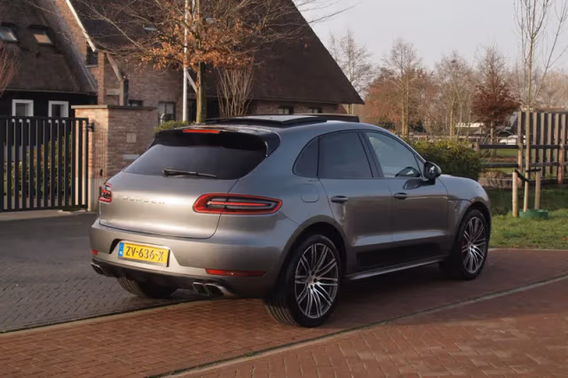 Porsche Macan (2014) thumbnail 9