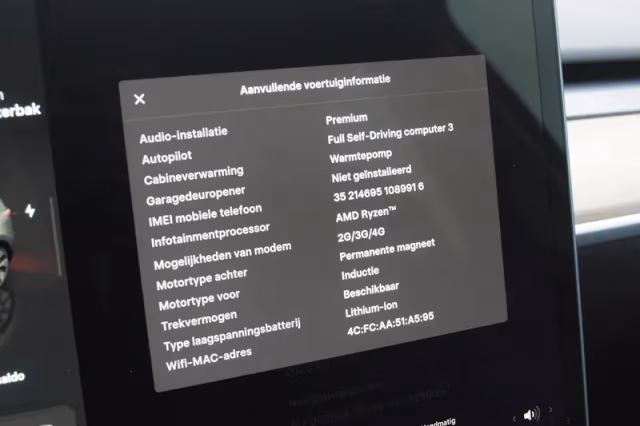 Tesla Model Y (2022) thumbnail 20