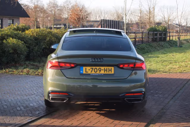 Audi A5 (2021) thumbnail 11