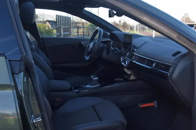 Audi A5 (2021) thumbnail 16