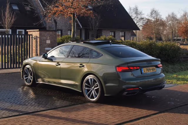 Audi A5 (2021) thumbnail 10