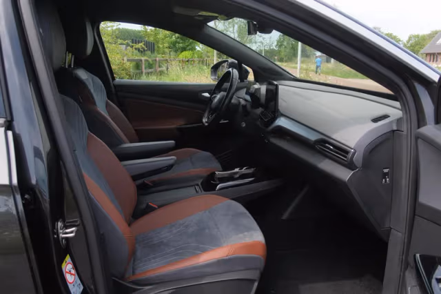 Volkswagen ID.4 (2021) thumbnail 12