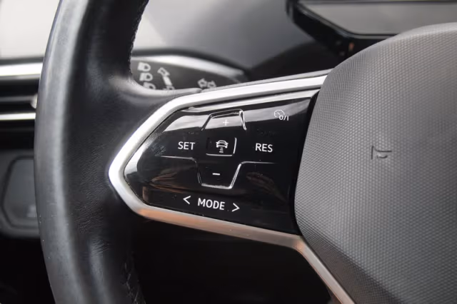 Volkswagen ID.4 (2021) thumbnail 15