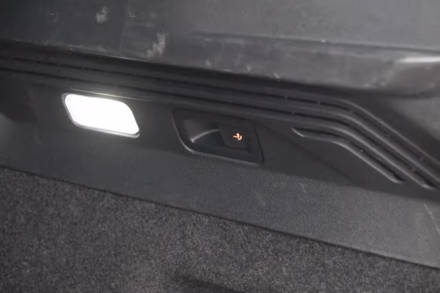 Volkswagen ID.4 (2021) thumbnail 28
