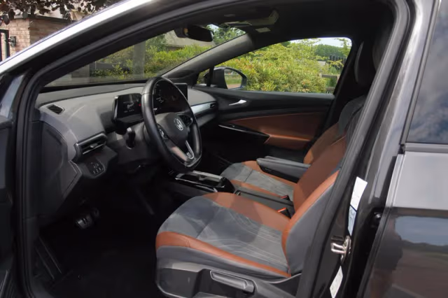 Volkswagen ID.4 (2021) thumbnail 4