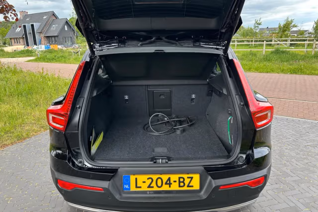 Volvo XC40 (2021) thumbnail 24