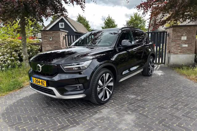 Volvo XC40 (2021) thumbnail 6