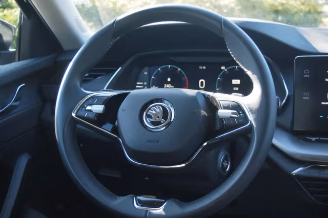 Škoda Octavia (2021) thumbnail 13