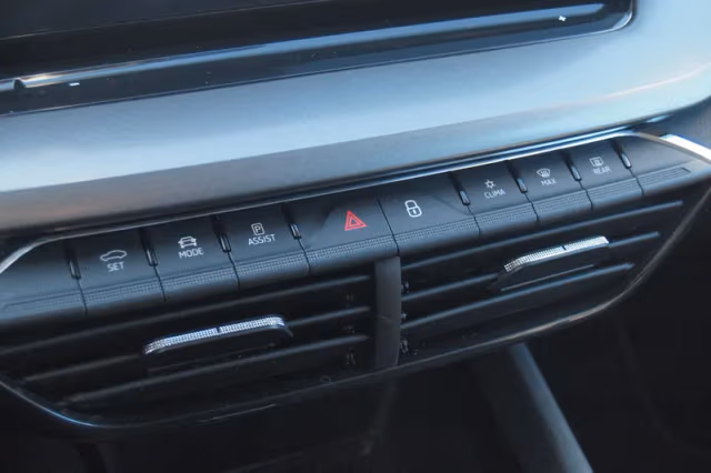 Škoda Octavia (2021) thumbnail 20