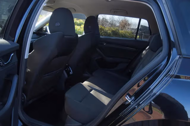 Škoda Octavia (2021) thumbnail 24