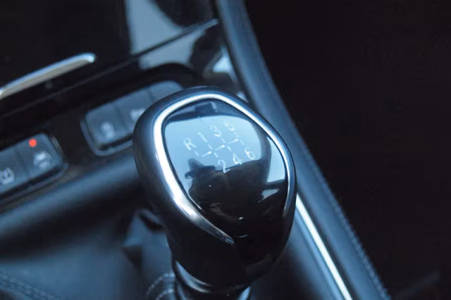 Opel Grandland X (2018) thumbnail 19