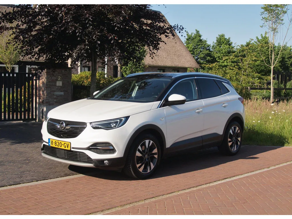 Opel Grandland (2018) — foto 1