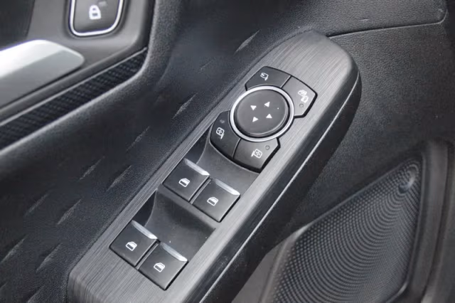 Ford Kuga (2020) thumbnail 29