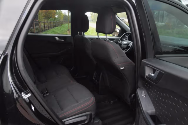 Ford Kuga (2020) thumbnail 32