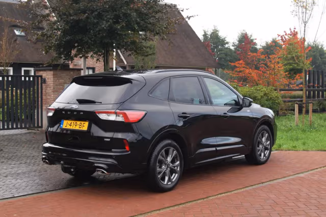 Ford Kuga (2020) thumbnail 9