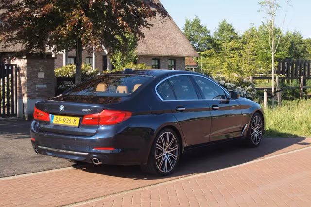 BMW 5-Serie (2018) thumbnail 12