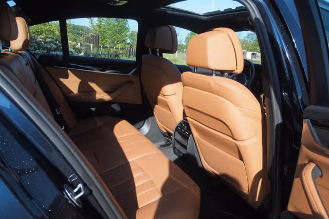 BMW 5-Serie (2018) thumbnail 33