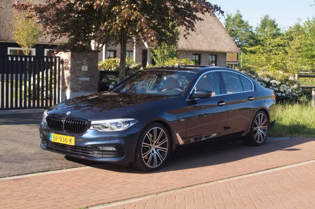 BMW 5-Serie (2018) thumbnail 8