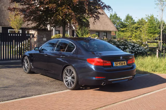 BMW 5-Serie (2018) thumbnail 10