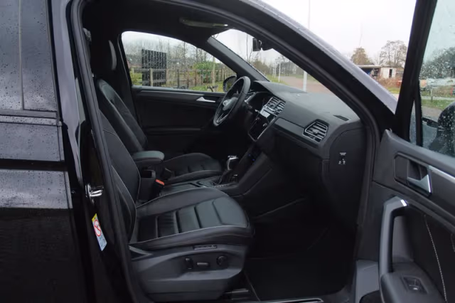 Volkswagen Tiguan (2021) thumbnail 18