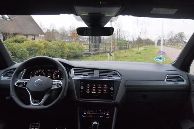 Volkswagen Tiguan (2021) thumbnail 19