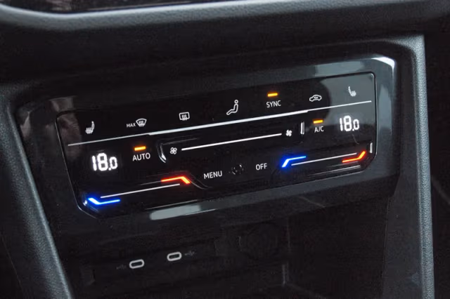Volkswagen Tiguan (2021) thumbnail 29