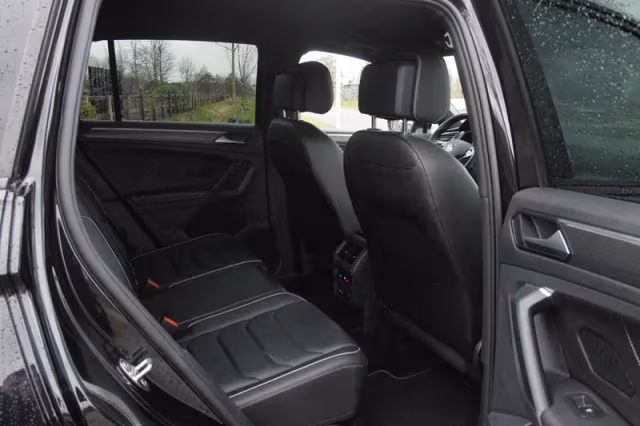 Volkswagen Tiguan (2021) thumbnail 36