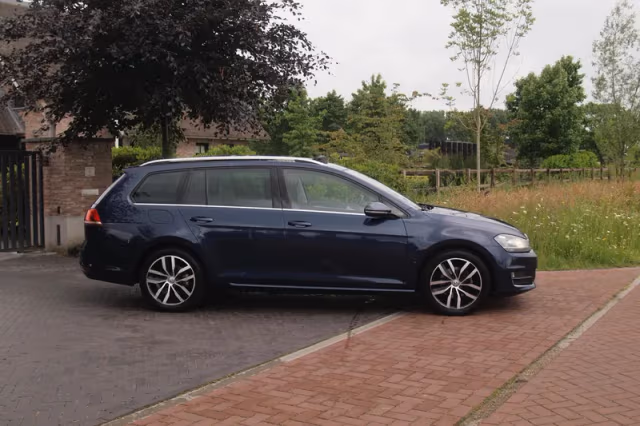 Volkswagen Golf (2014) thumbnail 12