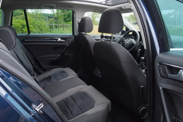 Volkswagen Golf (2014) thumbnail 29