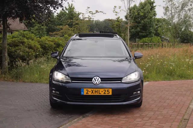 Volkswagen Golf (2014) thumbnail 6
