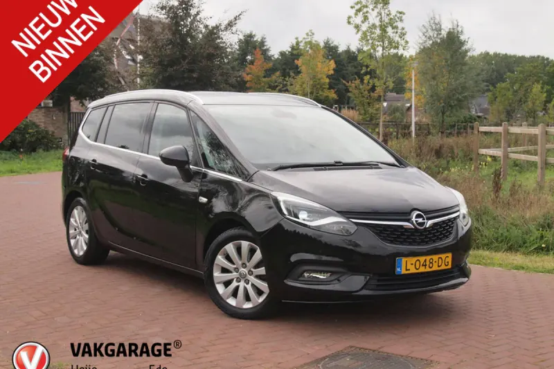 Opel Zafira (2018)