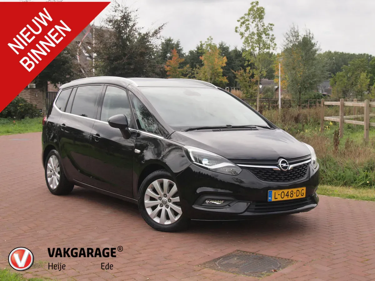 Opel Zafira (2018) — foto 1