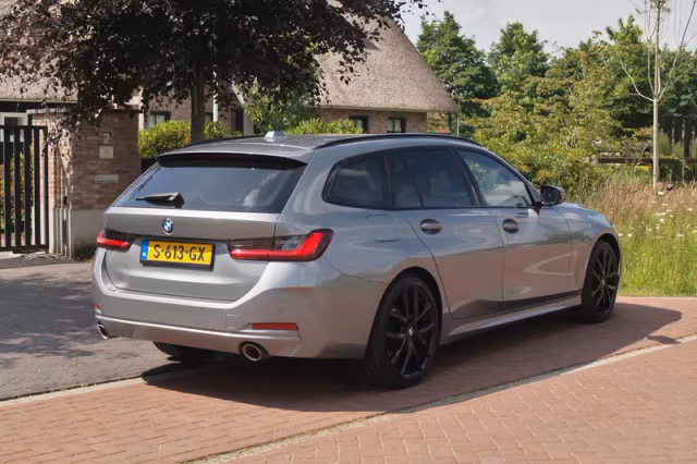 BMW 3-Serie (2023) thumbnail 11