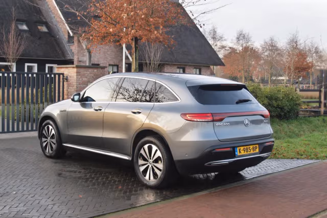 Mercedes-Benz EQC (2020) thumbnail 7
