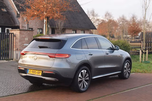 Mercedes-Benz EQC (2020) thumbnail 9