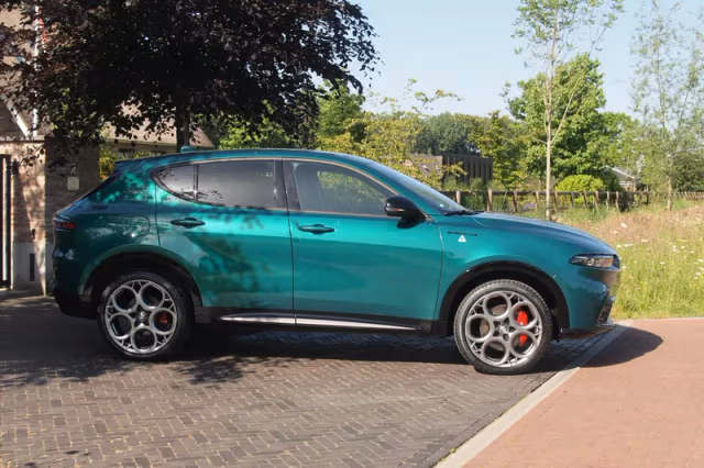 Alfa Romeo Tonale (2023) thumbnail 12