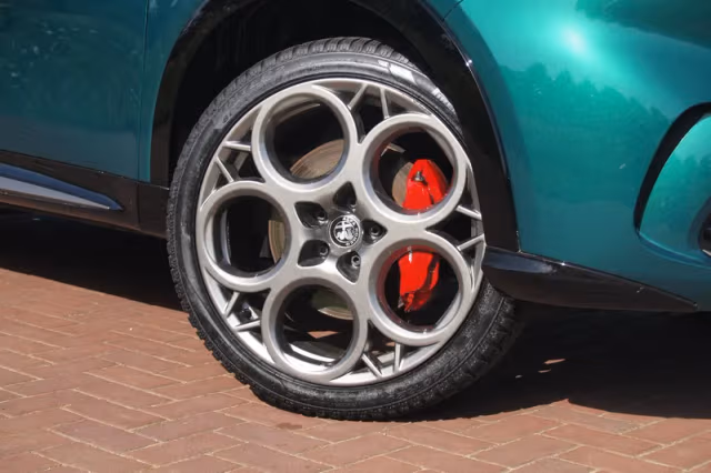 Alfa Romeo Tonale (2023) thumbnail 13