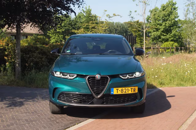 Alfa Romeo Tonale (2023) thumbnail 6