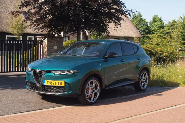 Alfa Romeo Tonale (2023) thumbnail 7