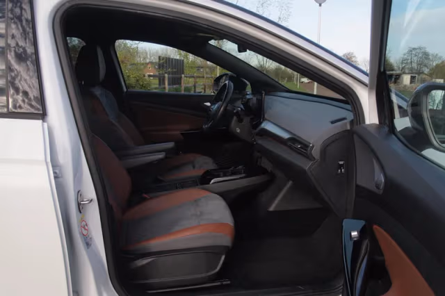 Volkswagen ID.4 (2021) thumbnail 12